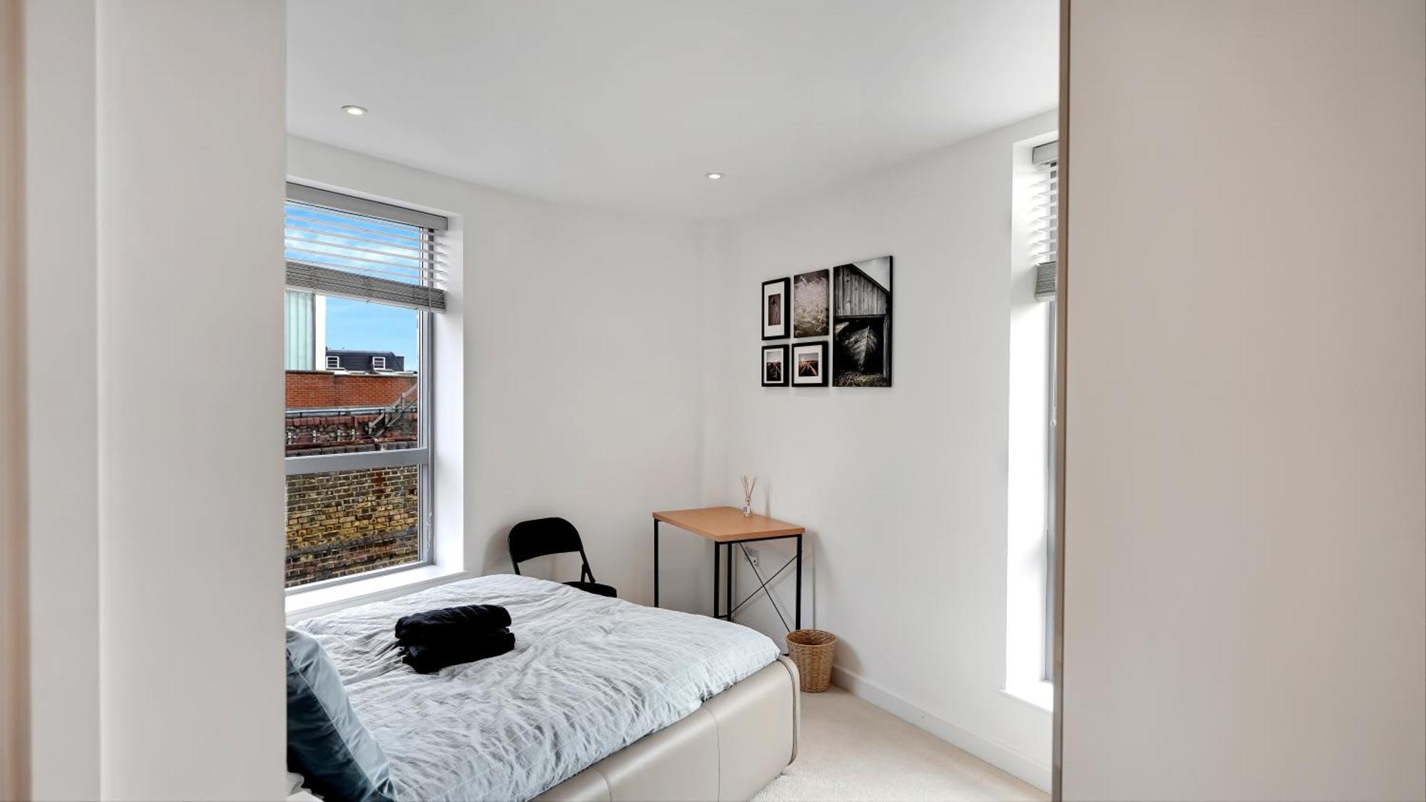 Modern And Spacious Penthouse Apartment In Putney With Free Parking 伦敦 外观 照片